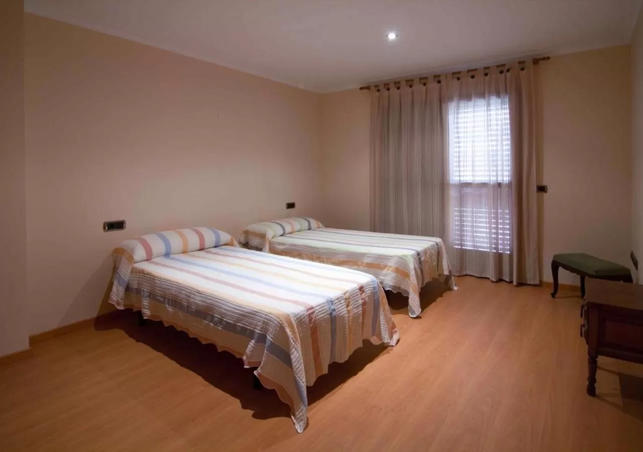 CUARTO 1-2878